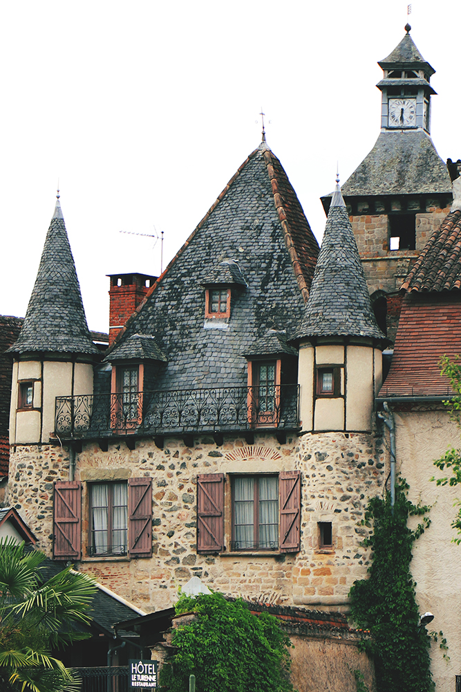 Village-Beaulieu-sur-Dordogne