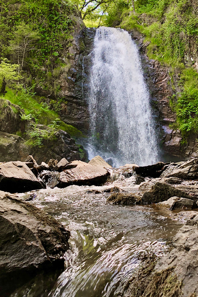 Cascades-eau-en-Correze