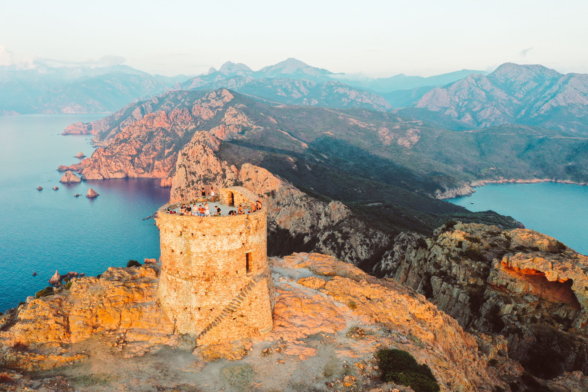 Randonnée du Capo Rosso en Corse