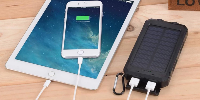 batterie externe solaire pour voyageurs