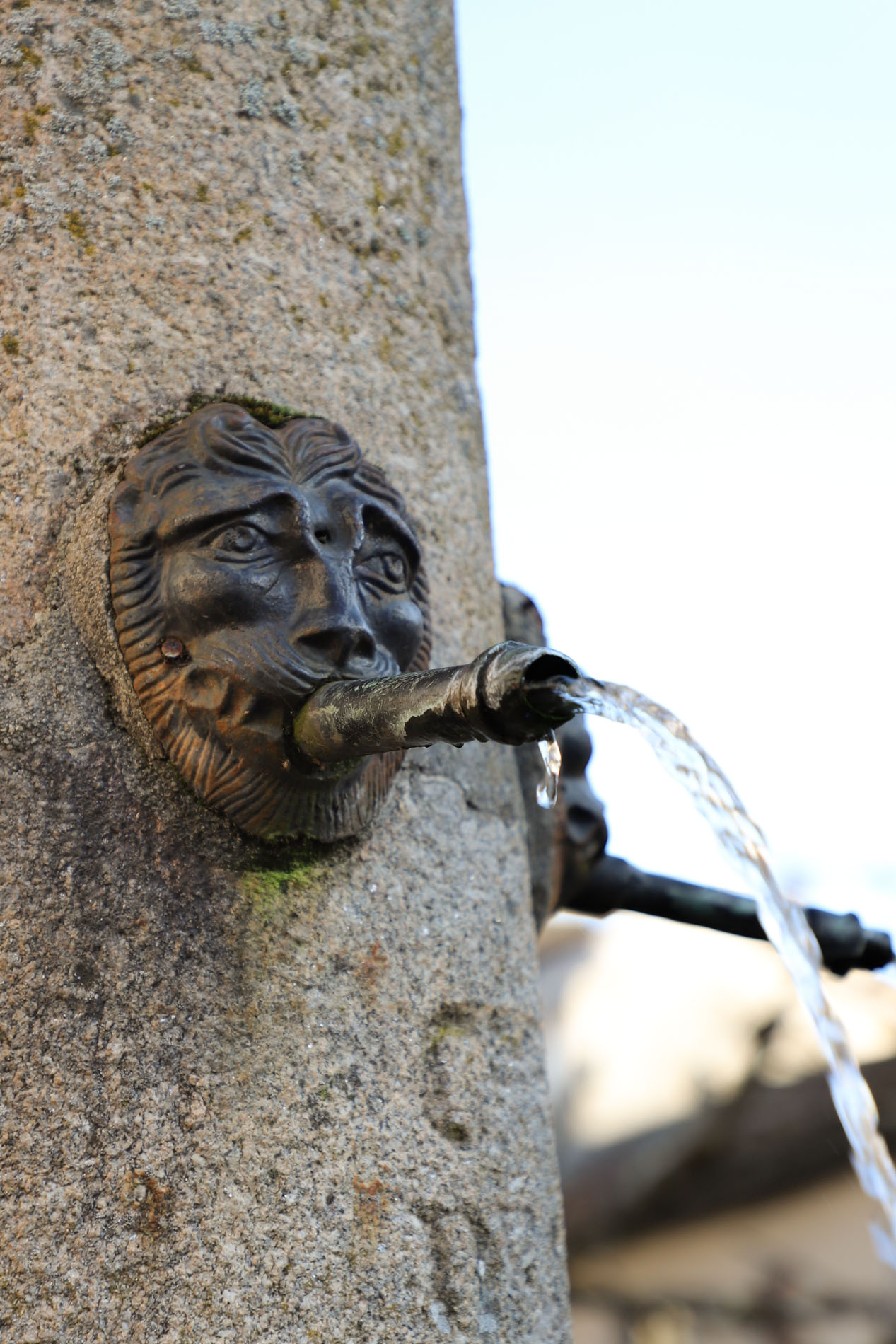 Fontaine-Eglise