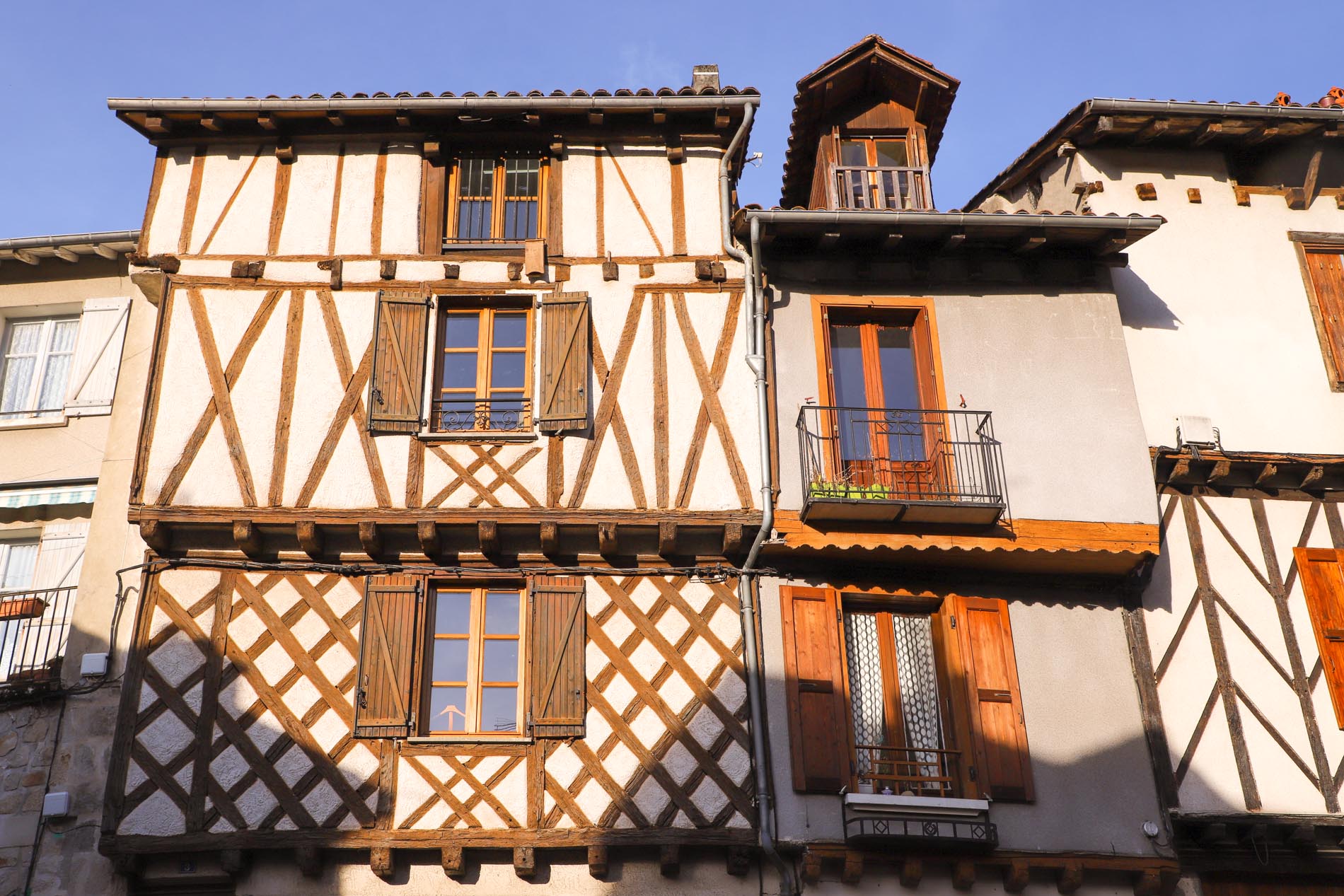 Maison-medieval-cantal