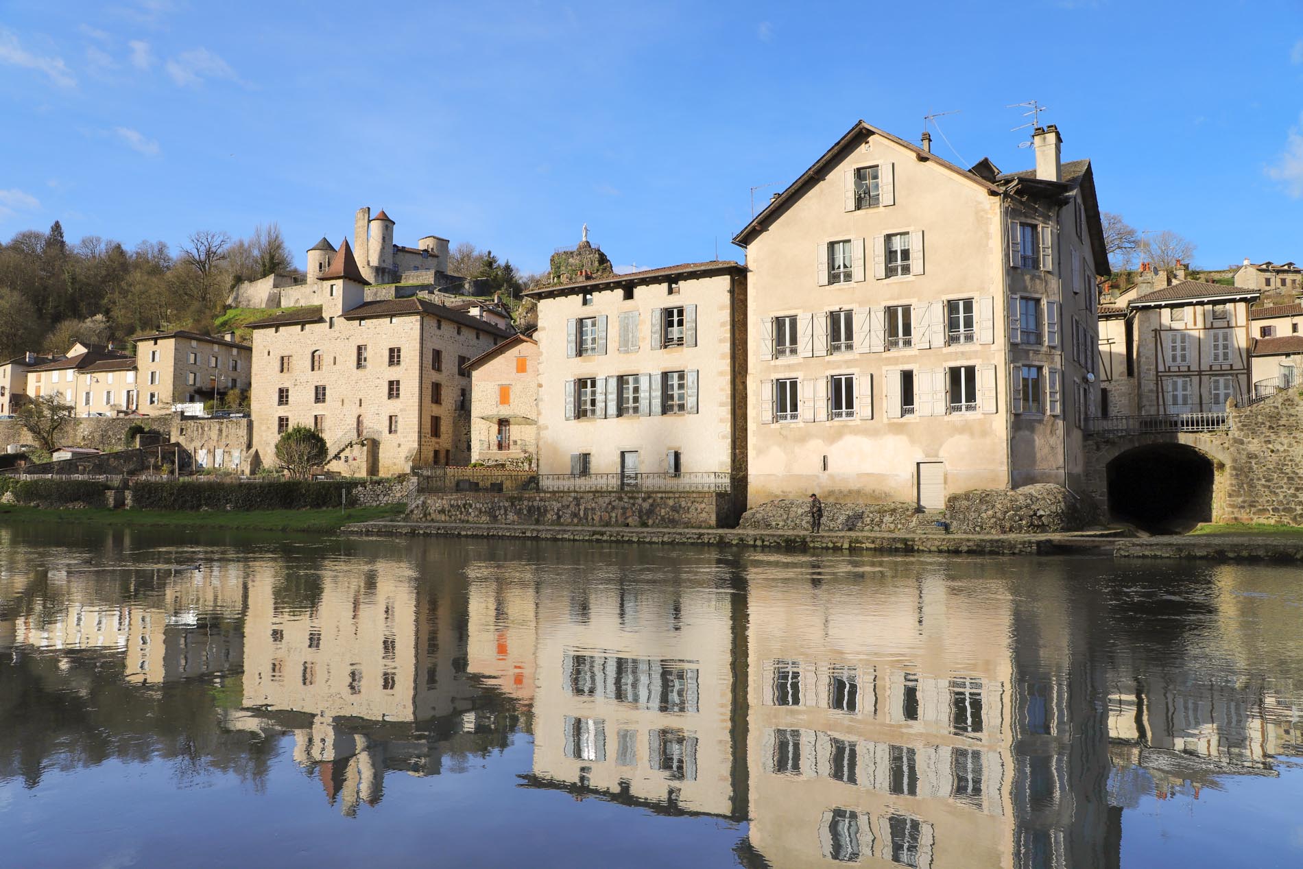 berge-village-cantal