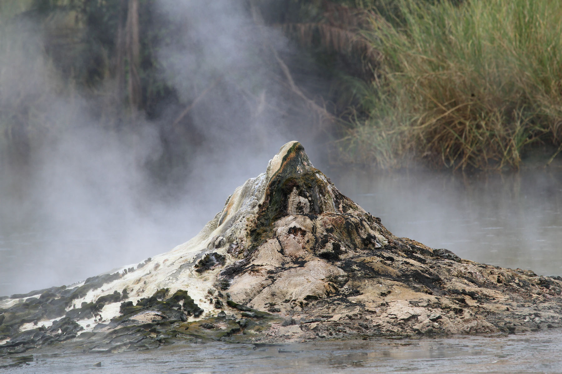 geyser-ouganda