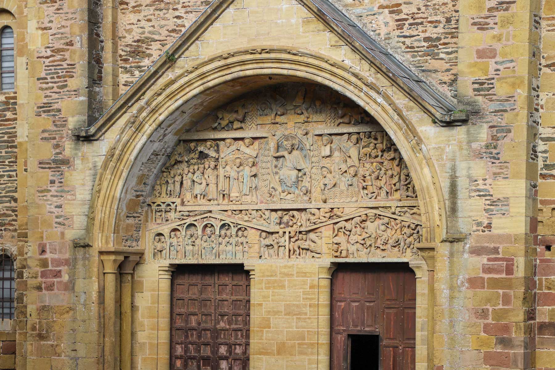 Visiter-Conques-Tympan