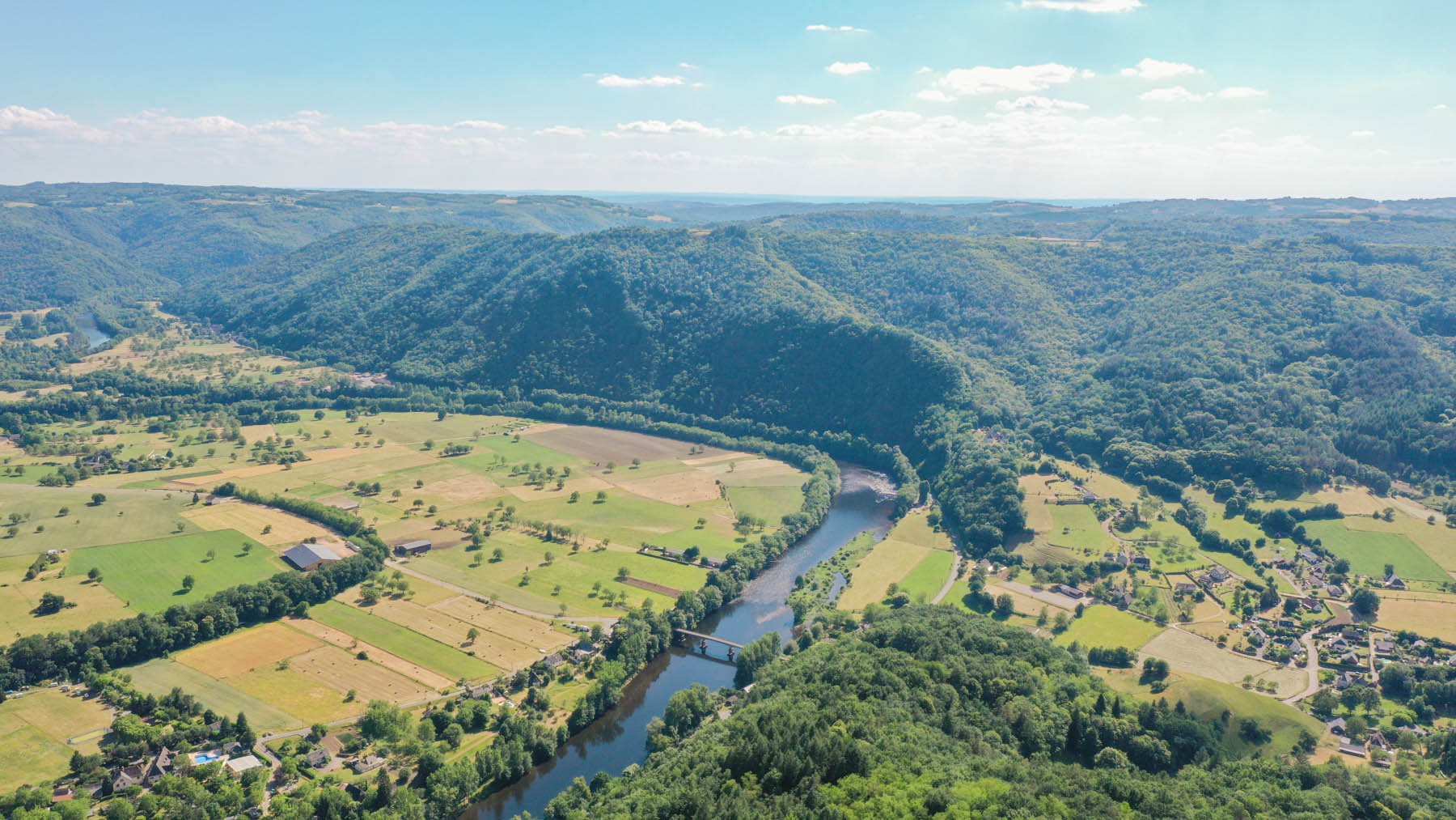 argentat-randonnee-en-correze