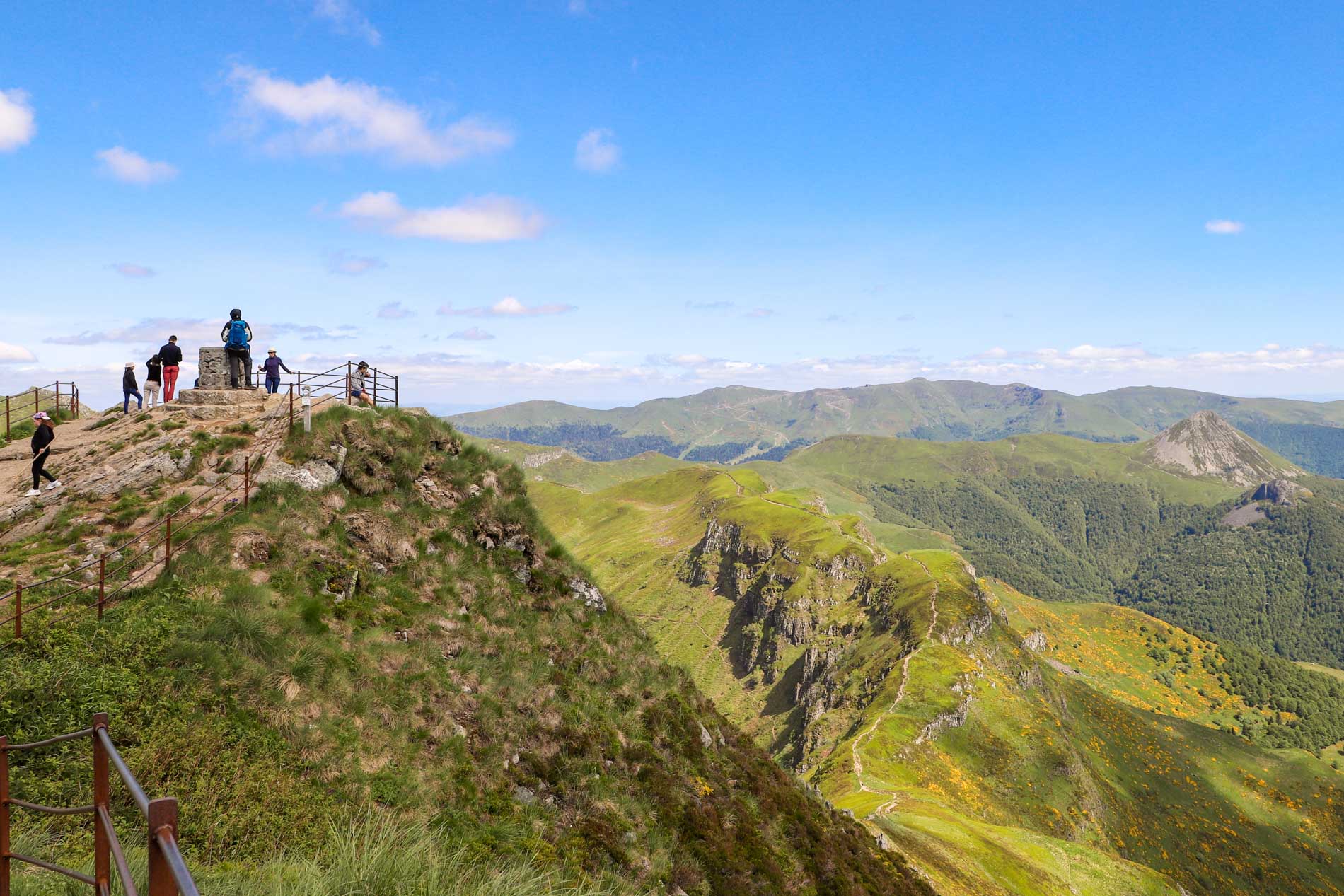 sommet-du-puy-mary-cantal