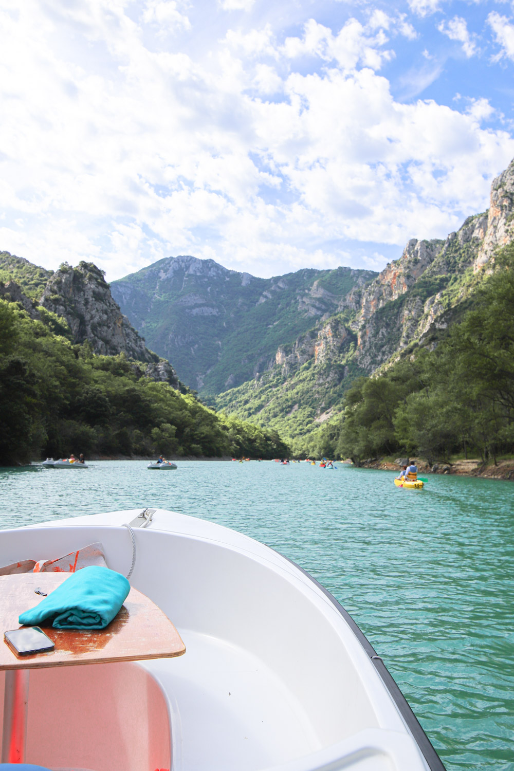 location-de-bateau-electrique-lac-de-sainte-croix-verdon