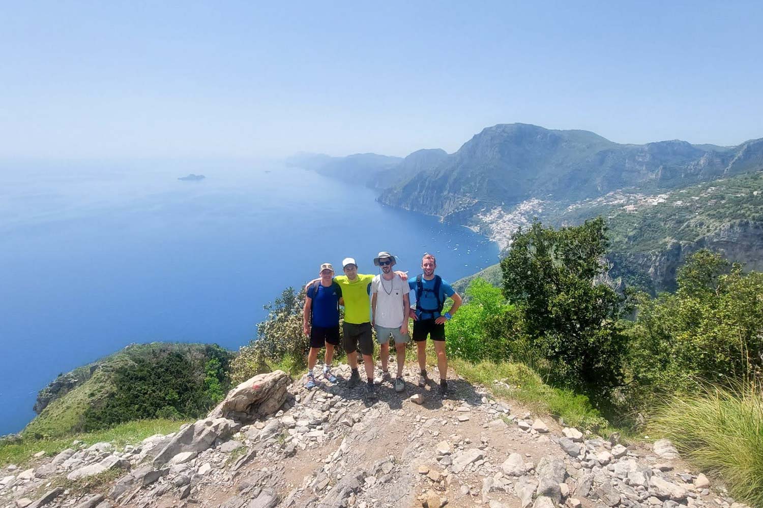 le-sentier-des-dieux-est-une-des-randonnées-de-la-cote-amalfitaine