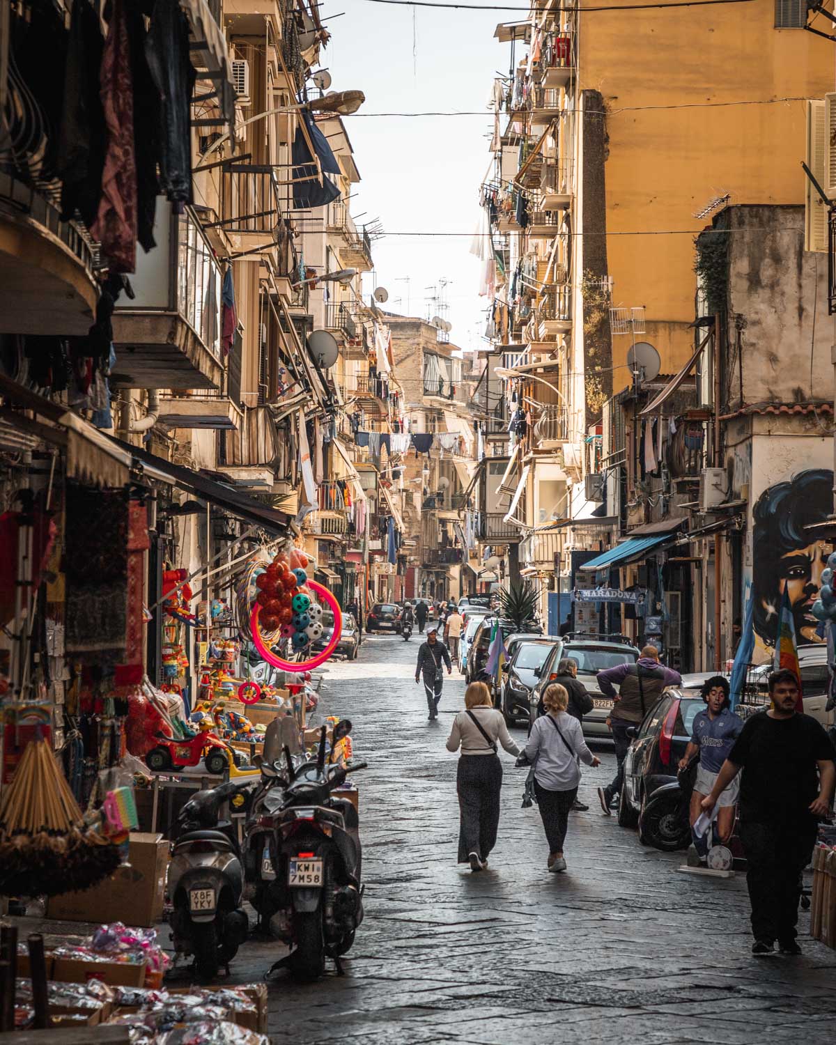 ruelles-de-naples-en-italie-campagnie