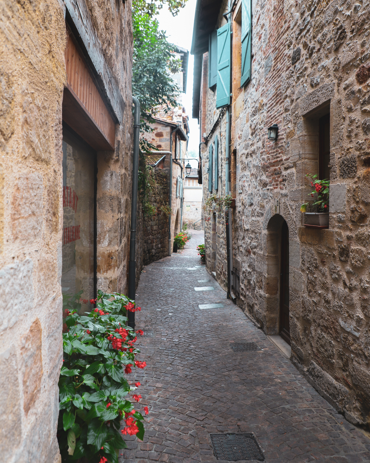 visiter-figeac-et-ses-petites-ruelles