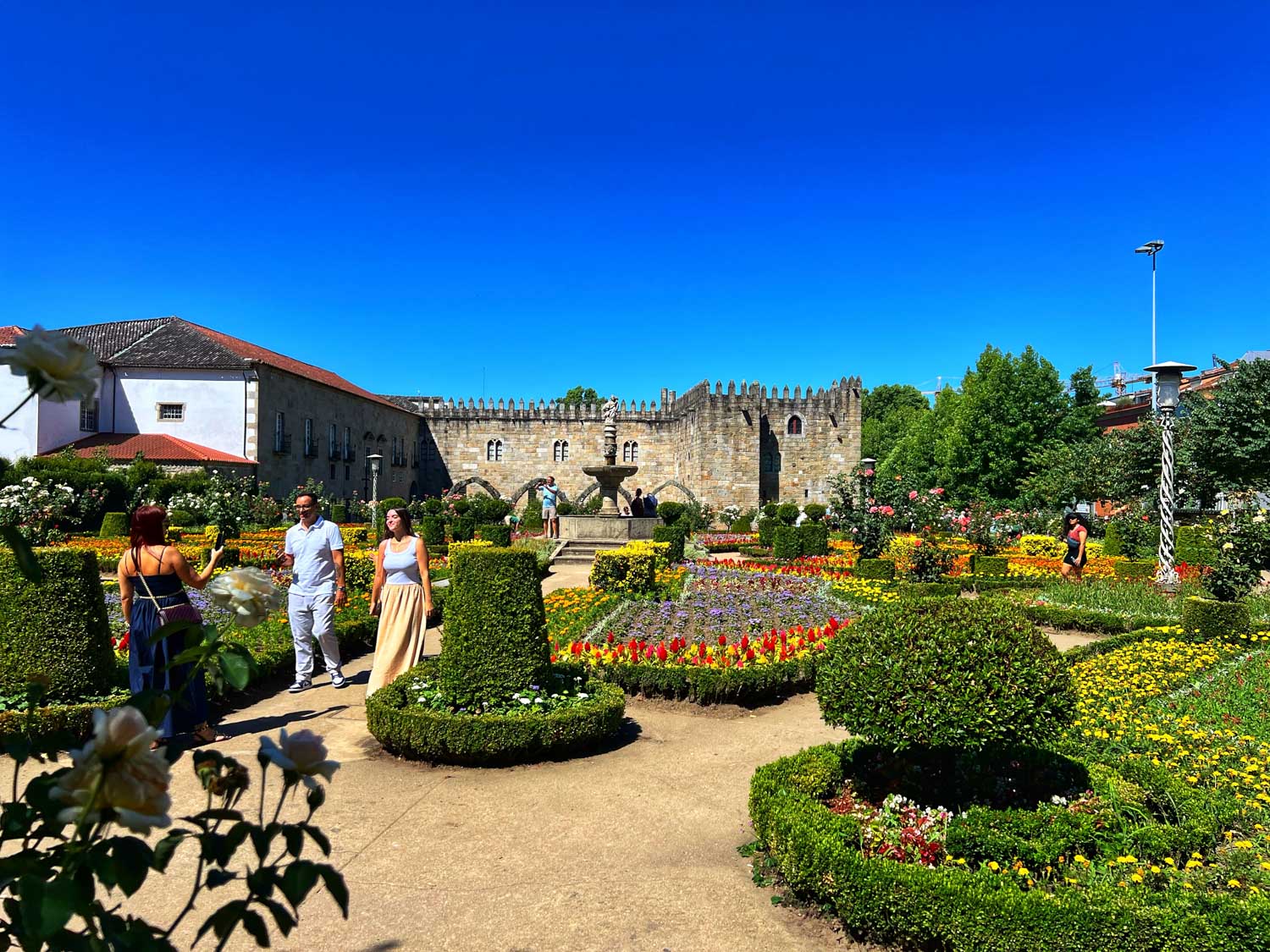 Jardin-de-Santa-Barbara-braga