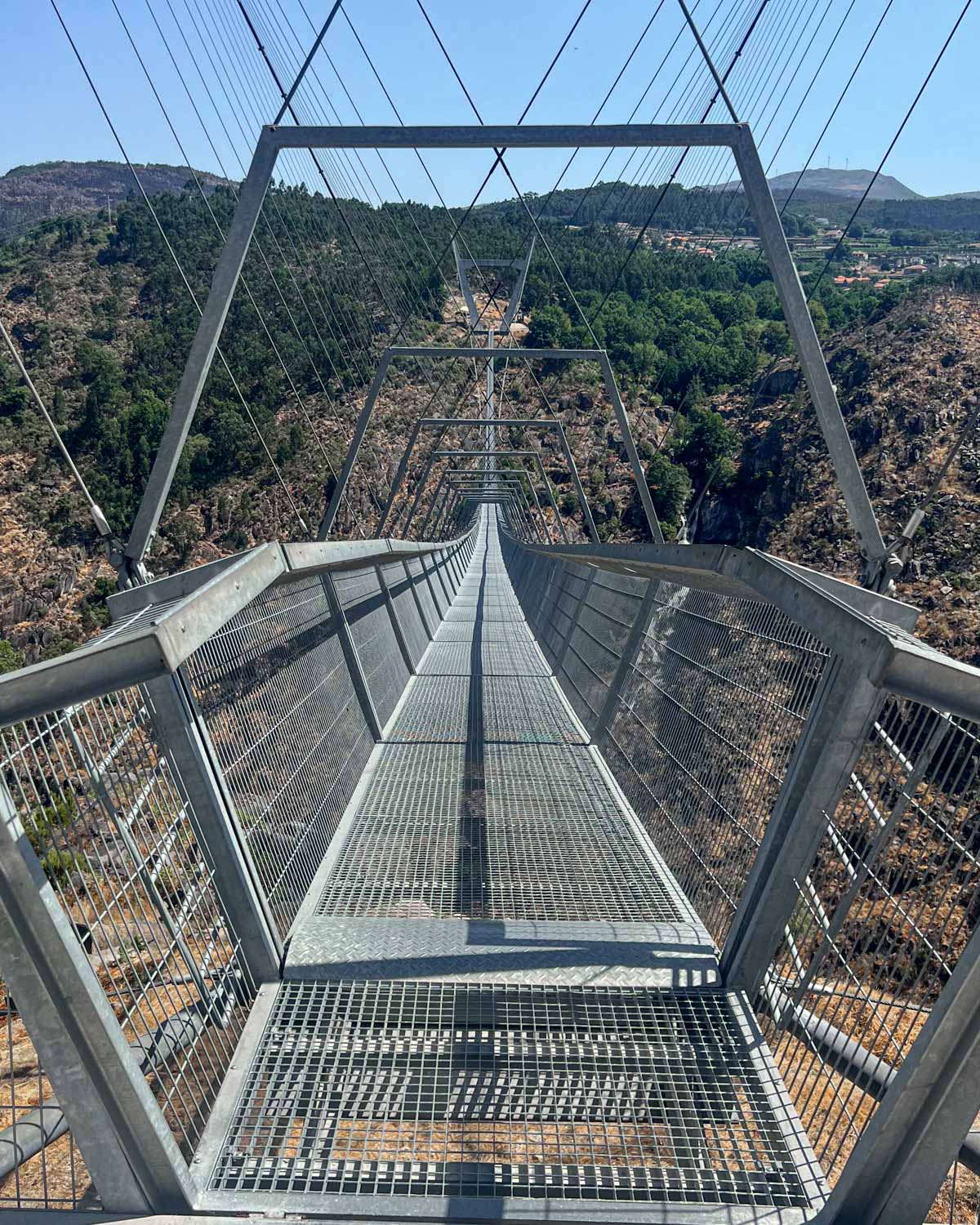 passerelle-suspendue-portugal