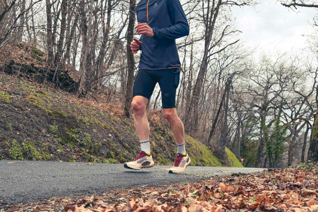 Cuissard marathon : comment choisir ? Mon test du Dynafit Sky à l’épreuve du 42km Mon avis complet sur le cuissard court Dynafit