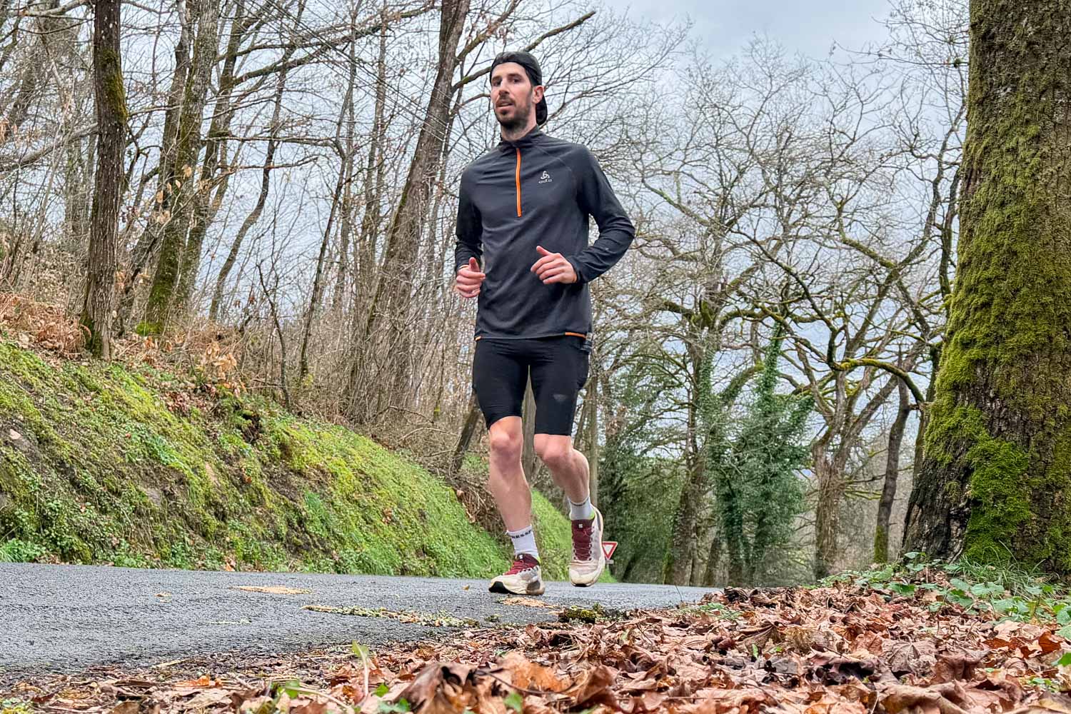 test-avis-cuissard-marathon-dynafit Mon test d'un cuissard court Dynafit avec des poches pour courir un marathon