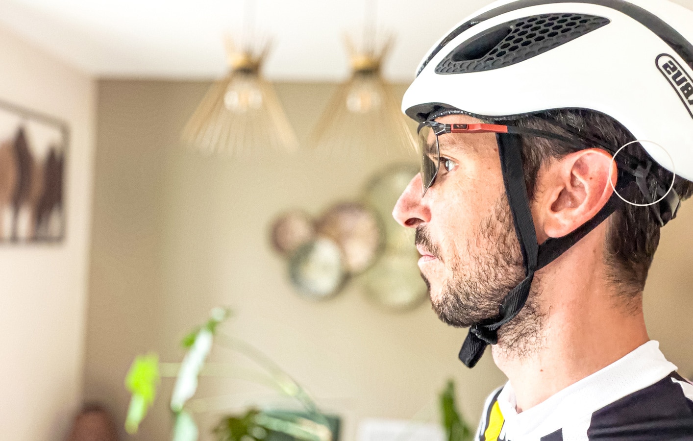 maintien-lunettes-julbo-density-casque-de-velo maintien-lunettes-julbo-density-casque-de-velo