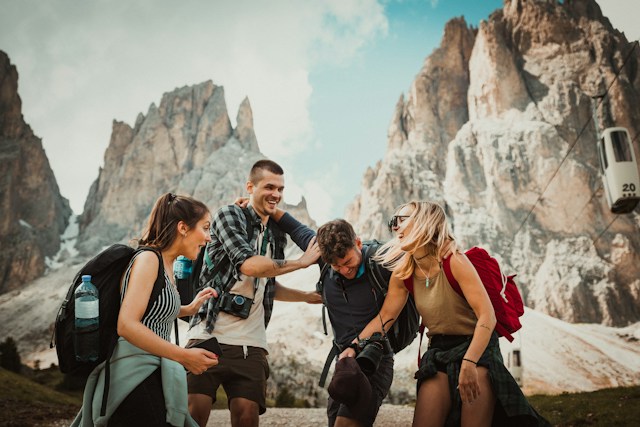 Comment rester en forme pendant un voyage itinérant ? Alimentation, hydratation et sommeil Comment-rester-en-forme-pendant-un-voyage-itinerant-Alimentation-hydratation-sommeil